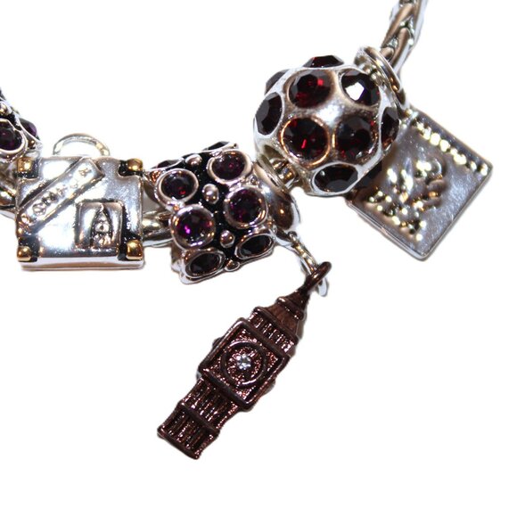 DaVinci Charm Bracelet 7" 9 Beads - Travel London England Passport Garnet Red CZ - Picture 2 of 5
